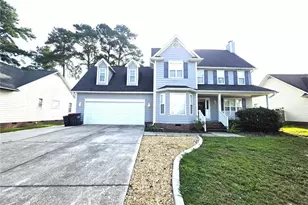 2917 Franzia Dr, Fayetteville, NC 28306 - Photo 2
