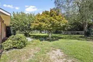 106 Martin St, Dunn, NC 28334 - Photo 26