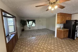 1952 Bee Gee Rd, Lumberton, NC 28358 - Photo 2