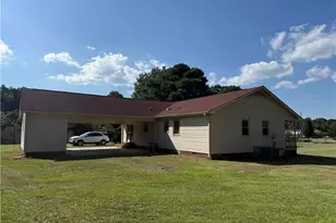 1952 Bee Gee Rd, Lumberton, NC 28358 - Photo 22