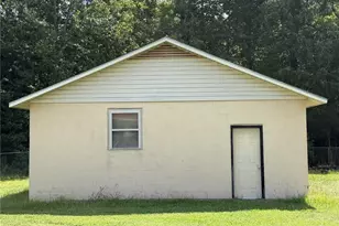 1952 Bee Gee Rd, Lumberton, NC 28358 - Photo 20