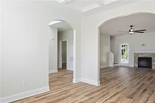 4476 Jockey Whip Ln, Hope Mills, NC 28371 - Photo 4