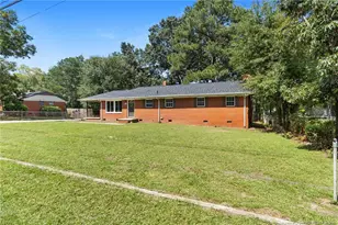 1223 Stansfield Dr, Fayetteville, NC 28303 - Photo 2