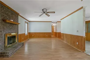 401 Carolina Way, Sanford, NC 27332 - Photo 8