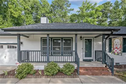 310 Broomfield Court, Fayetteville, NC 28311 - Photo 2