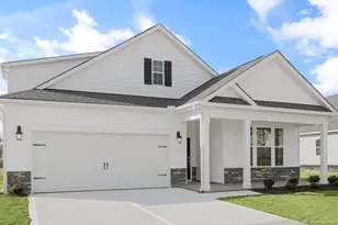 421 Thistle Meadow Ln, Aberdeen, NC 28315 - Photo 2