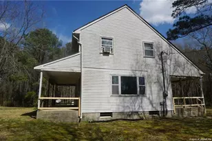 19101 Wagram Rd, Laurinburg, NC 28352 - Photo 2