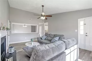 806 S Buckeye Dr, Raeford, NC 28376 - Photo 8