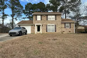 7670 Beverly Dr, Fayetteville, NC 28314 - Photo 1