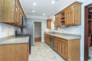 222 Valley Rd, Fayetteville, NC 28305 - Photo 12