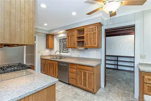 222 Valley Rd, Fayetteville, NC 28305 - Photo 8