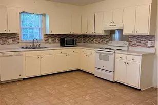 1610 Diplomat Dr, Fayetteville, NC 28304 - Photo 6