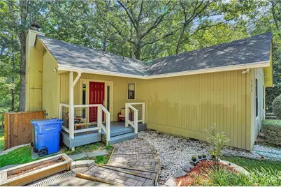 304 Whipple Tree Lane, Fayetteville, NC 28314 - Photo 2