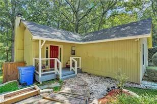 304 Whipple Tree Ln, Fayetteville, NC 28314 - Photo 2