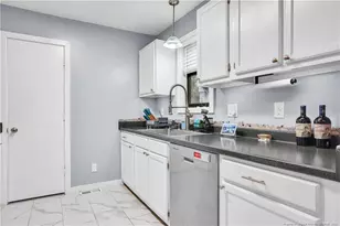 304 Whipple Tree Ln, Fayetteville, NC 28314 - Photo 12