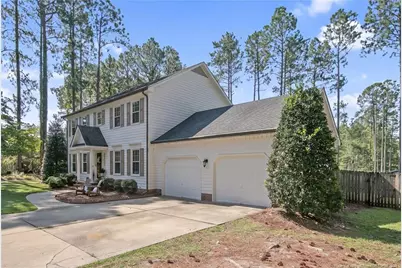 7659 Firethorn Drive, Fayetteville, NC 28311 - Photo 2