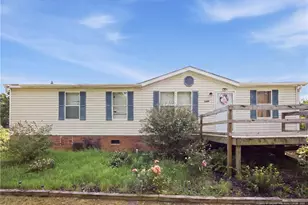 5609 Wildwood Ct, Bessemer City, NC 28016 - Photo 2