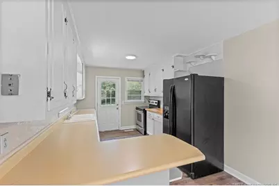 4933 Redwood Drive, Fayetteville, NC 28304 - Photo 10