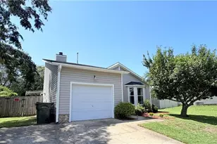 6374 Lake Trail Dr, Fayetteville, NC 28304 - Photo 4