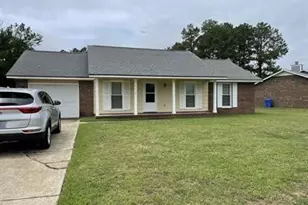 1112 Nan St, Fayetteville, NC 28314 - Photo 2