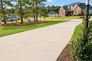 1918 Sunshine Ct, Hope Mills, NC 28348 - Photo 4