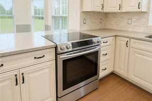 1918 Sunshine Ct, Hope Mills, NC 28348 - Photo 16