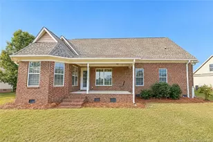 1918 Sunshine Ct, Hope Mills, NC 28348 - Photo 2