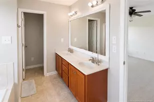 1918 Sunshine Ct, Hope Mills, NC 28348 - Photo 20