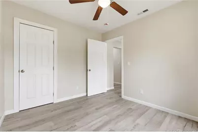 98 S Fayetteville Street, Parkton, NC 28371 - Photo 4