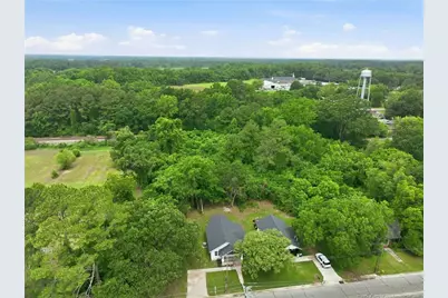 98 S Fayetteville Street, Parkton, NC 28371 - Photo 32