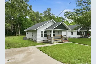 98 S Fayetteville Street, Parkton, NC 28371 - Photo 2