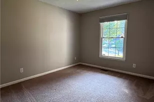 3028 Coachway Dr, Fayetteville, NC 28306 - Photo 14