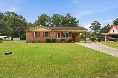 290 Nealy Avenue, Lumberton, NC 28360 - Photo 2