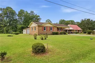 290 Nealy Ave, Lumberton, NC 28360 - Photo 4