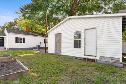 219 W Brocklyn Street, Benson, NC 27504 - Photo 22