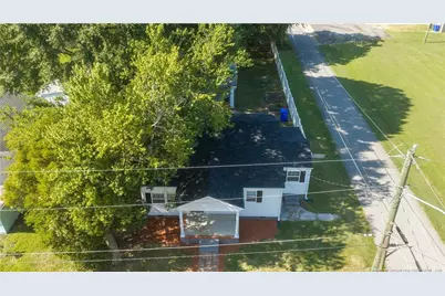 219 W Brocklyn Street, Benson, NC 27504 - Photo 28