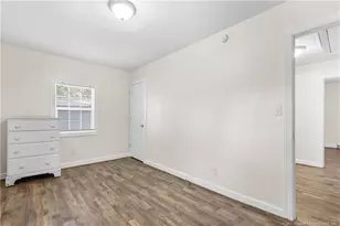 219 W Brocklyn St, Benson, NC 27504 - Photo 16