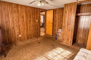 427 Lark Ave, Lumberton, NC 28358 - Photo 6