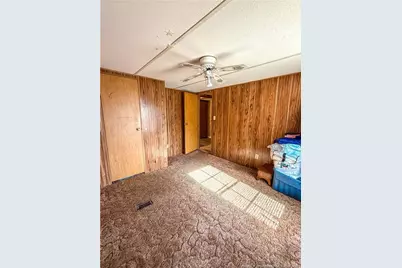 427 Lark Avenue, Lumberton, NC 28358 - Photo 4