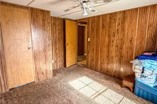 427 Lark Ave, Lumberton, NC 28358 - Photo 4