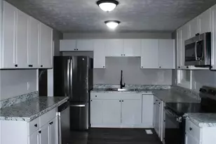 2406 W Brinkley Dr, Spring Lake, NC 28390 - Photo 10