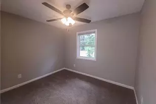 2406 W Brinkley Dr, Spring Lake, NC 28390 - Photo 32