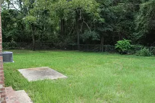 2406 W Brinkley Dr, Spring Lake, NC 28390 - Photo 36