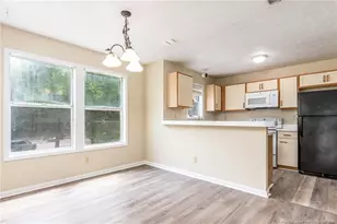 1018 Wood Creek Dr, Fayetteville, NC 28306 - Photo 16