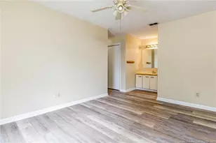 1018 Wood Creek Dr, Fayetteville, NC 28306 - Photo 10