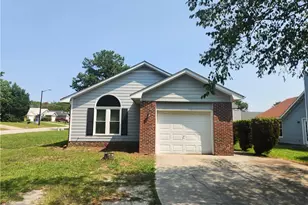 5598 Quietwood Pl, Fayetteville, NC 28304 - Photo 2