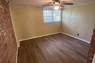 203 W 30th St, Lumberton, NC 28358 - Photo 12