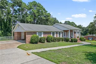 225 Vivian Dr, Fayetteville, NC 28311 - Photo 2