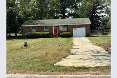 501 Rosewood Drive, Fairmont, NC 28340 - Photo 2