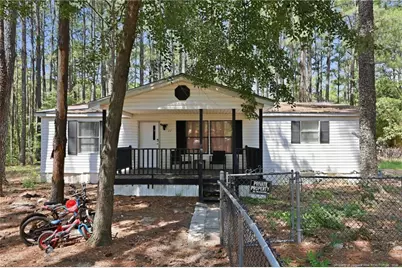 22 W Governor Brandon Street, Spring Lake, NC 28390 - Photo 1